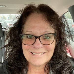 Meet your Posher, Christine